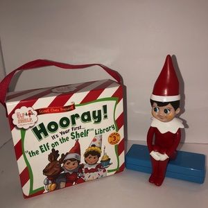 The Elf on the Shelf Library Set of 3  Books & The Musical Talking Elf Adorable